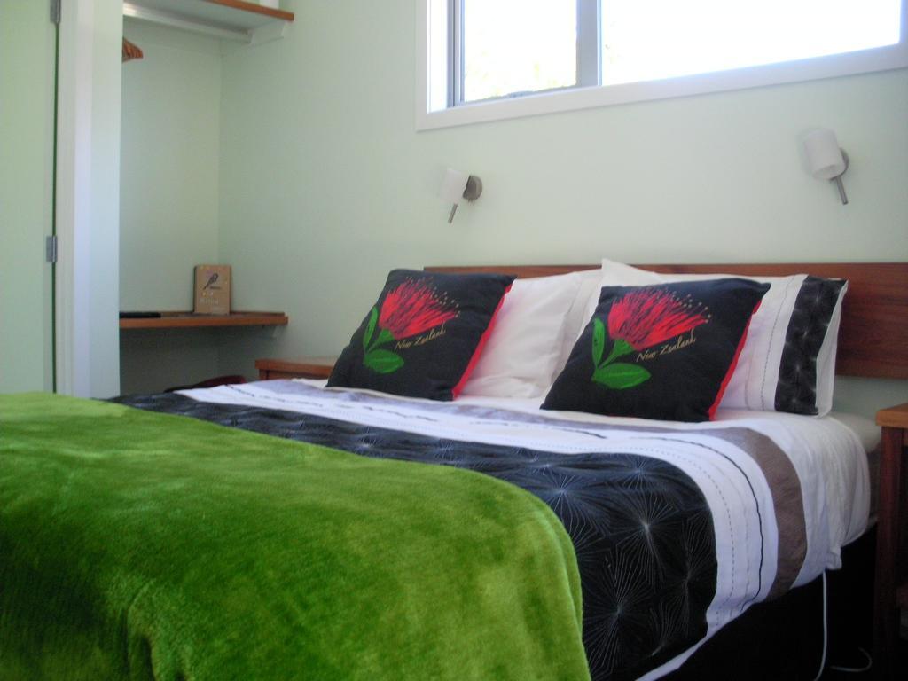 Mahinapua Retreat B&B Хокитика Номер фото