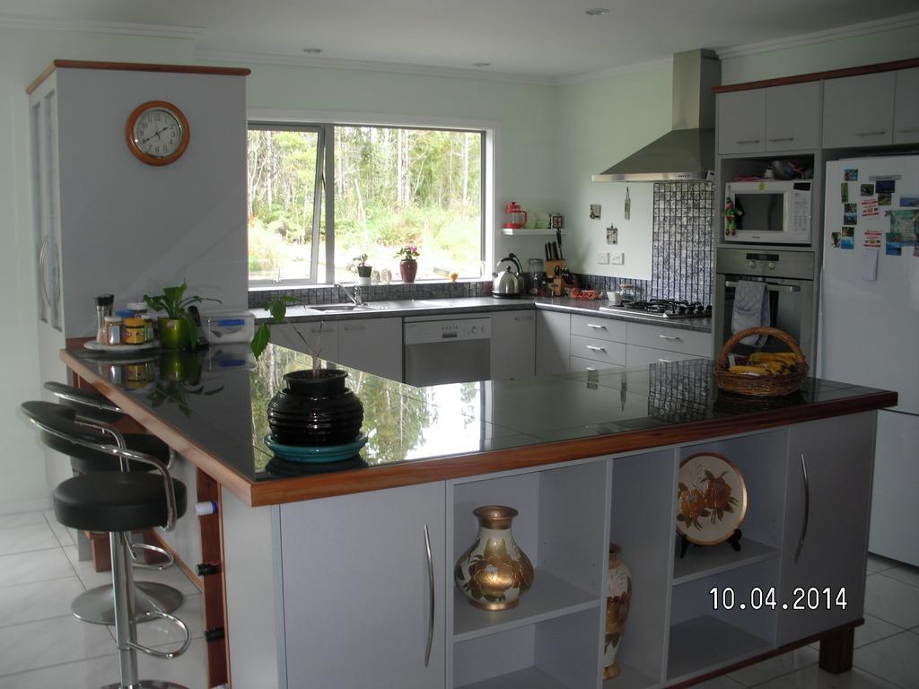 Mahinapua Retreat B&B Хокитика Экстерьер фото